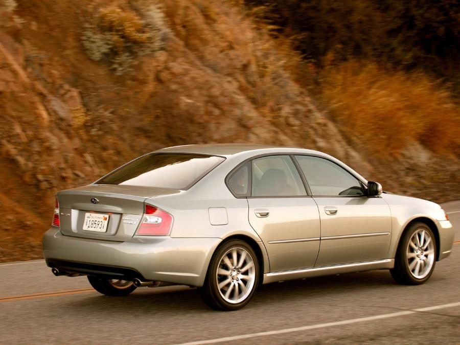  Subaru Legacy 2.5 GT 2003 года  (US) (фото 5 из 17)
